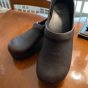 Mens Dansko clogs size 46